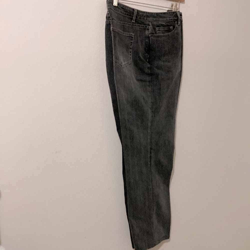Coldwater Creek gray jeans size 12. 76% cotton 24% Elasterell.